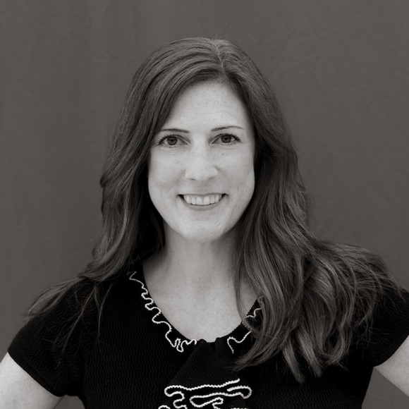 Meet your Posher, Jennifer - Picture 1 of 1